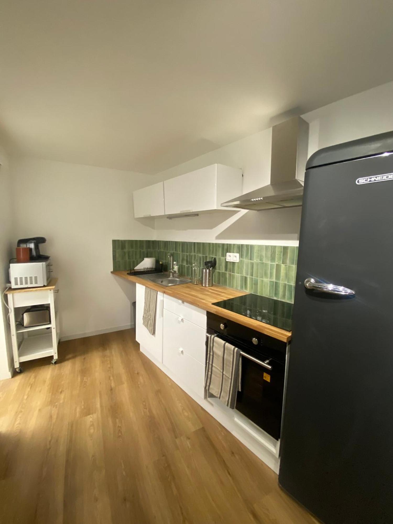 Charmant T2 Proche Arenes Apartment นีมส์ ภายนอก รูปภาพ