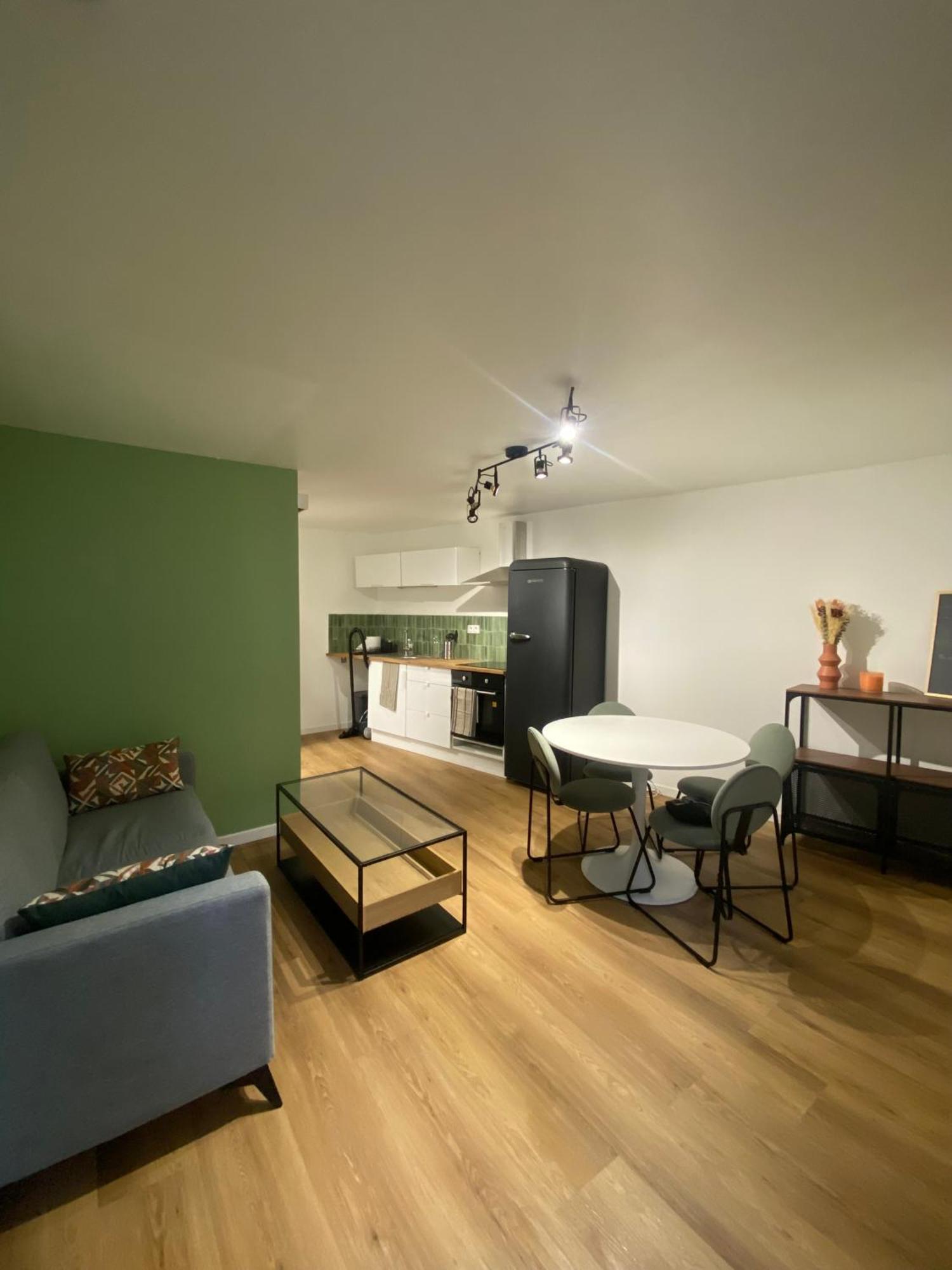 Charmant T2 Proche Arenes Apartment นีมส์ ภายนอก รูปภาพ